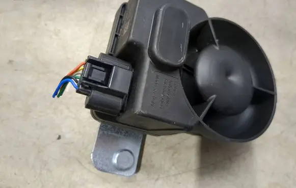 Hyundai i40 Alarm system siren 958703Z000 4B7875HBD 00383274624