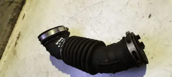 Chevrolet Aveo Air intake hose/pipe 95216097