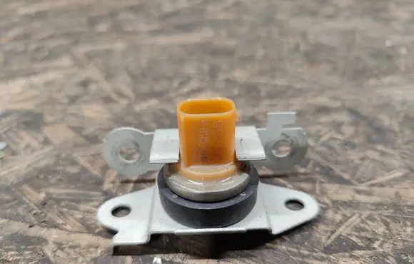 Land Rover Discovery 5 Sensor 8W833C190AC