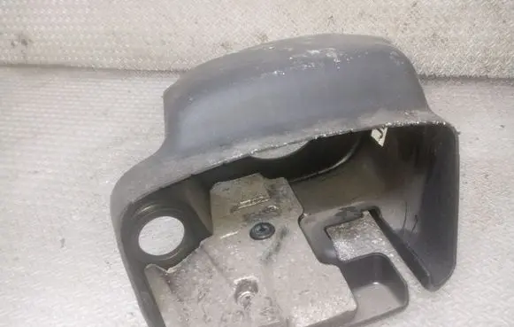 Hyundai Getz Steering wheel column trim 848501C000