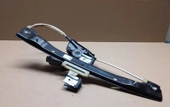 Volkswagen Up Front door window regulator with motor 1S4837462A