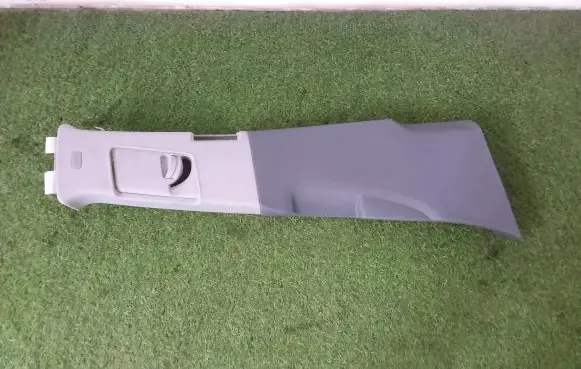 Audi Q7 4L (B) pillar trim (top) 4L0867294