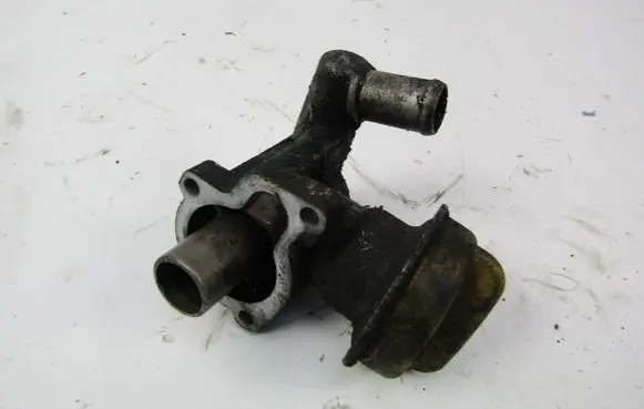 Opel Zafira B Oil fill pipe 