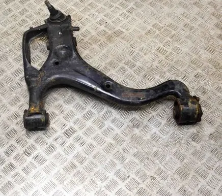 Land Rover Discovery 3 - LR3 Front lower control arm/wishbone