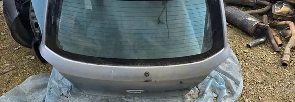 Mitsubishi Outlander Tailgate/trunk/boot lid