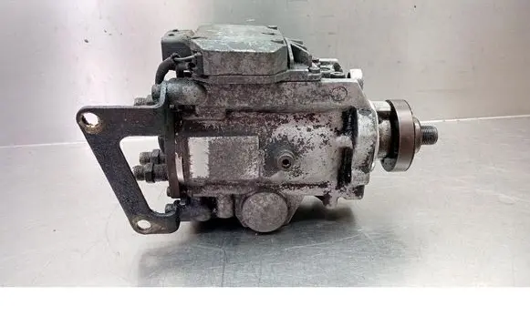 Opel Zafira A Fuel injection high pressure pump 90501099