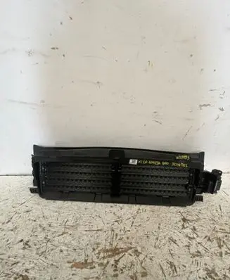 Volvo XC60 Fender grill 