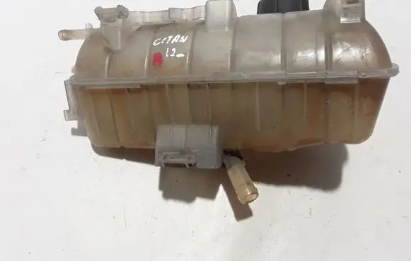 Mercedes-Benz Citan W415 Coolant expansion tank/reservoir 8200455786