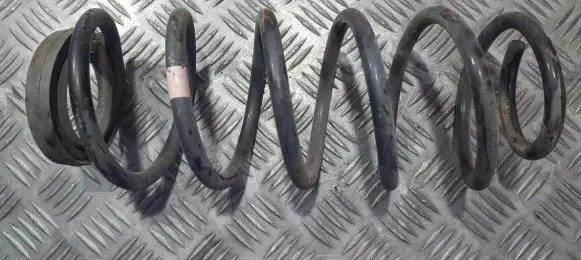 Mitsubishi Colt Rear coil spring