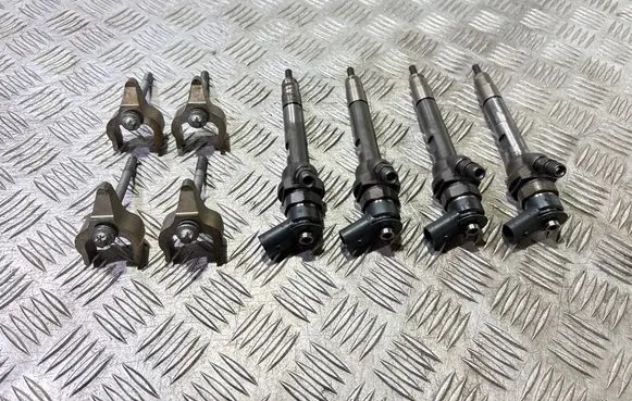 BMW 3 F30 F35 F31 Fuel injectors set 0445110289 779844605 21018