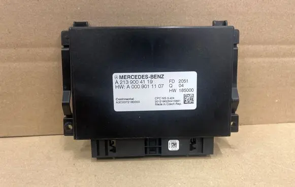 Mercedes-Benz C W205 Gearbox control unit/module A2139004119 A0009011107 A3C0372160000