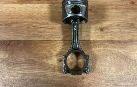 Audi A4 S4 B7 8E 8H Piston with connecting rod BHS 038J