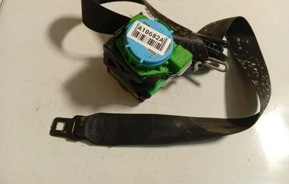Citroen C4 I Picasso Front seatbelt 040733