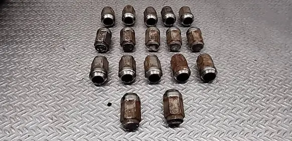 Ford S-MAX Nuts/bolts 