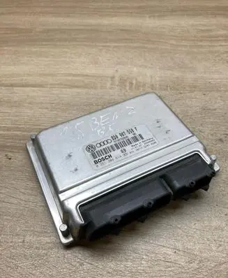 Volkswagen PASSAT B5 Engine control unit/module ECU 8D0907558F 0261204614