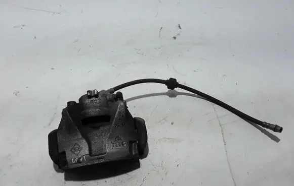 Renault Captur II Front brake caliper 410110596R