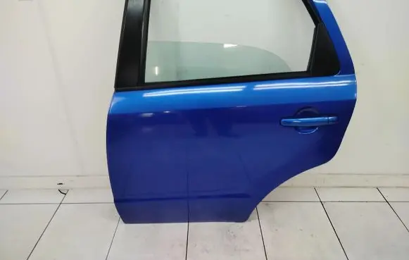 Suzuki SX4 Rear door 43R30