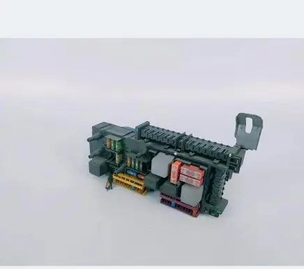 Mercedes-Benz E W212 Fuse module 5DK009620-88