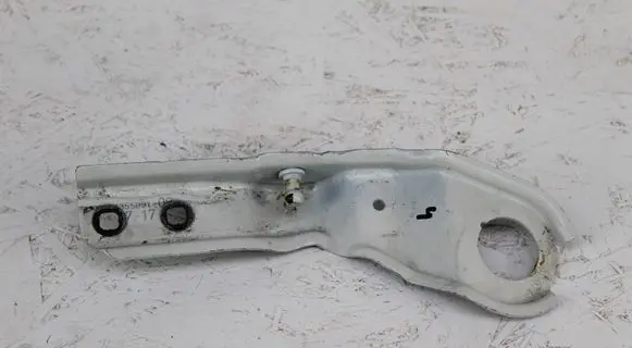 BMW X1 F48 F49 Fender mounting bracket 7355991