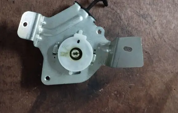 Peugeot 3008 I Loading door check strap stopper 9683315280