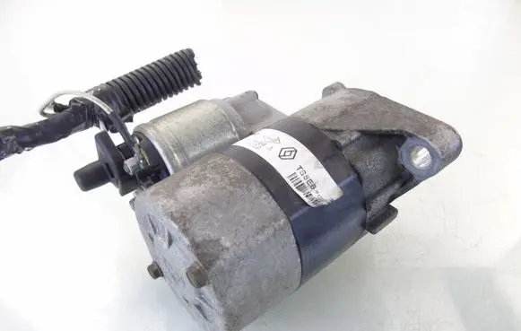 Dacia Sandero Starter motor