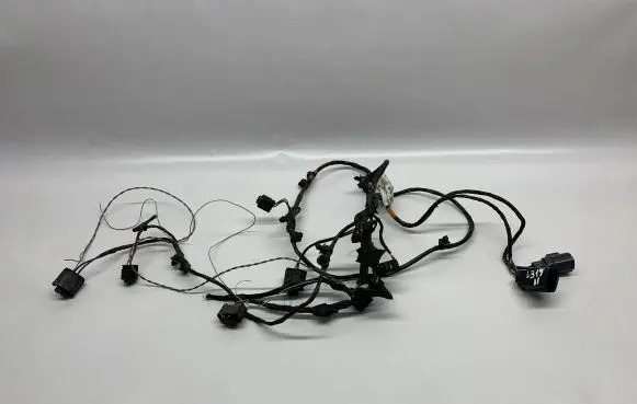 Land Rover Discovery 3 - LR3 Parking sensor (PDC) wiring loom YMQ500772