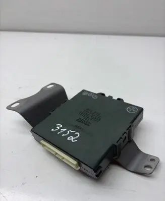 Lexus IS 220D-250-350 Power management control unit 8967053030 1012380101
