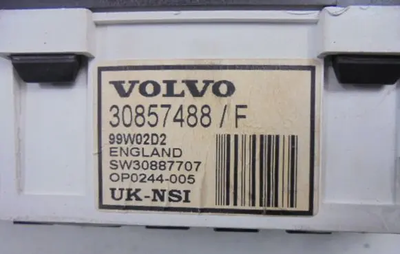 Volvo S40, V40 Speedometer (instrument cluster) 30857488F