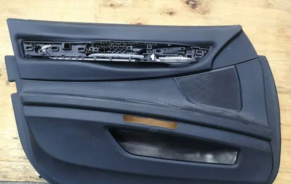 BMW 7 F01 F02 F03 F04 Front door card panel trim