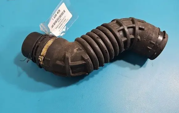 Maserati Quattroporte Intercooler hose/pipe 70569144 IMPRK1535426