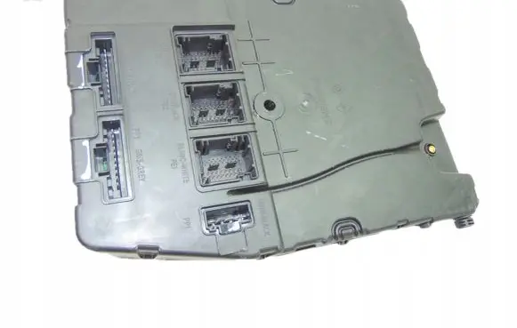 Renault Scenic II - Grand scenic II Comfort/convenience module 8200306437
