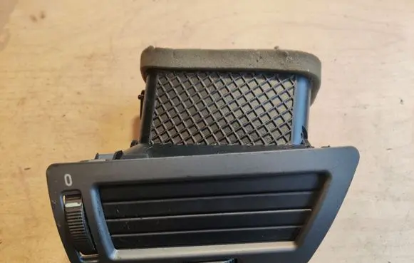 BMW 7 E65 E66 Dashboard side air vent grill/cover trim 64226911242