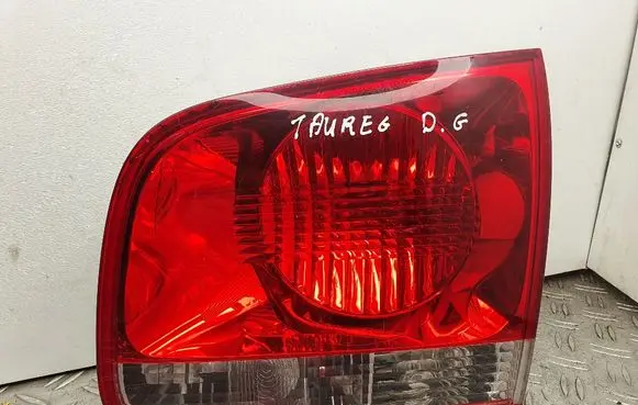 Volkswagen Touareg I Tailgate rear/tail lights 7L6945094J 7L6945094J10S