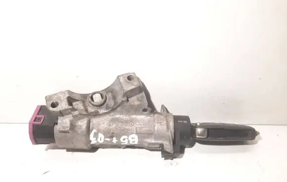 Volkswagen PASSAT B5.5 Ignition lock 4B0905851C