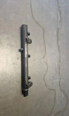 Mercedes-Benz ML W166 Fuel main line pipe A6420703095 1301600057