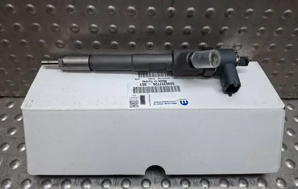 Fiat 500X Fuel injector S26337585 0445110938