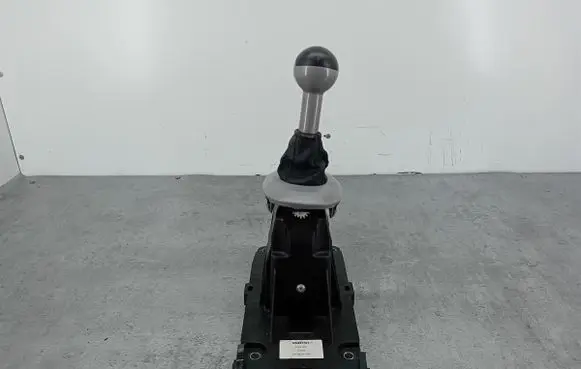 Smart ForFour I Gear shifter/selector MN901761