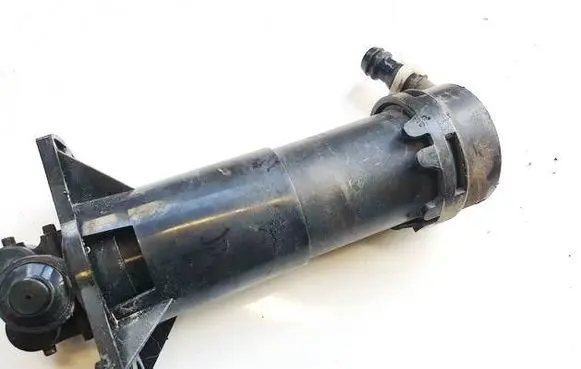 Headlight washer spray nozzle