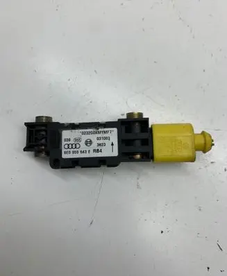 Audi A6 S6 C5 4B Airbag deployment crash/impact sensor 8E0959643B 031003