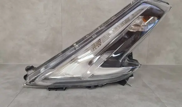 Nissan Juke I F15 Headlight/headlamp 26125BV80A 90049101