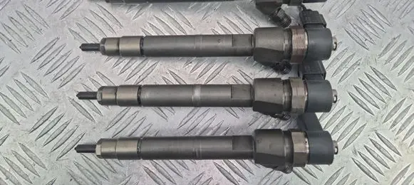 Mercedes-Benz C W203 Fuel injectors set A6460700787