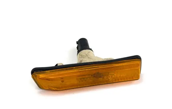BMW 3 E46 Front fender indicator light 8382104