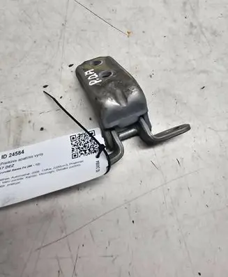 Hyundai Santa Fe Front door lower hinge 