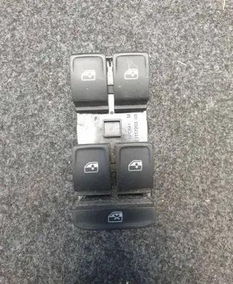 Volkswagen Jetta USA Electric window control switch 5G0959857D