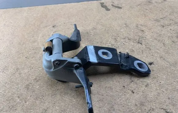 BMW 5 GT F07 Tailgate/trunk/boot hinge 7200534 41007233588 7233588
