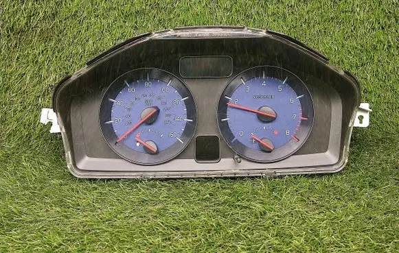 Volvo C30 Speedometer (instrument cluster) 30695997 26002462