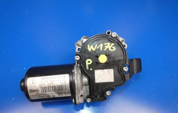 Mercedes-Benz A W176 Front wiper linkage and motor A1769061900 W000027119 ZGS005