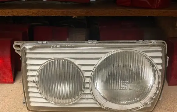 Mercedes-Benz W123 Headlight/headlamp 117683LI 011117097