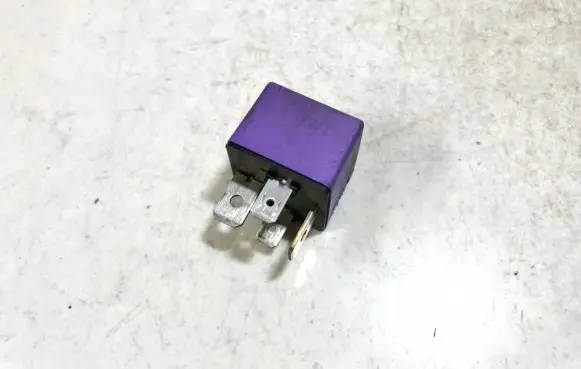 Renault Laguna I Other relay 03525