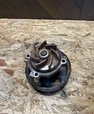 Peugeot Bipper Water pump